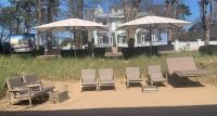 Lifestyle-Hotel SAND - Sandkasten mit Sun Divan Sonnenliegen sorgt für kleines Strandfeeling